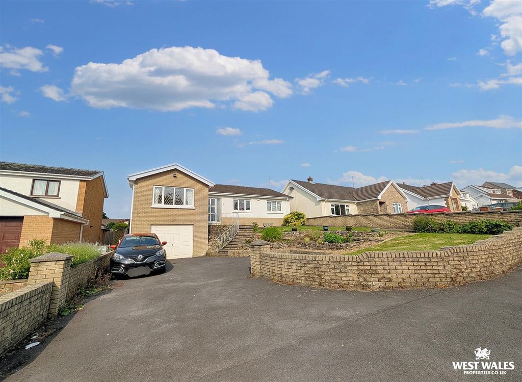Additional image 24 of 3 bed detached bungalow for saleBanc Pendre, Kidwelly SA17