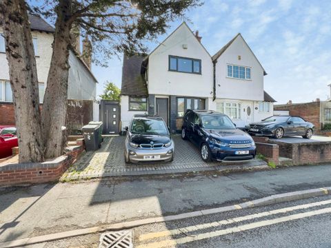 Cannock Road, Wolverhampton WV10