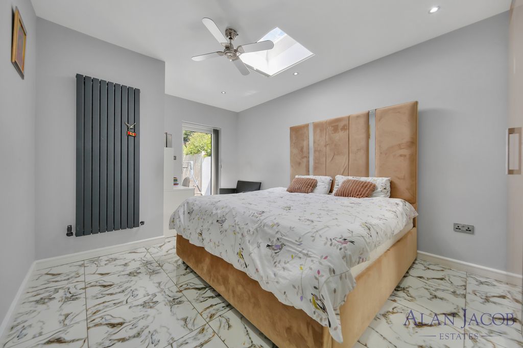 Additional image 22 of 5 bed bungalow for saleJerningham Avenue, Clayhall IG5