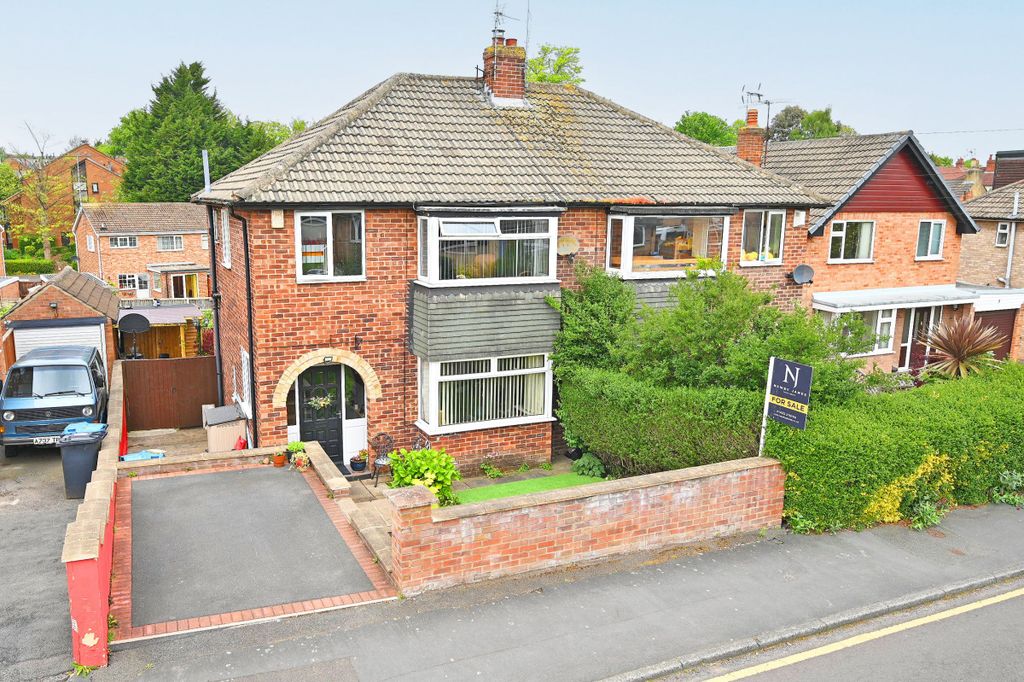 3 bed semi-detached house for saleSt. Margarets Road, Knaresborough HG5