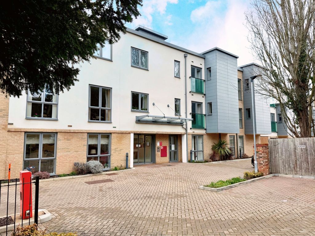 1 bed flat for saleHigh Street, Huntingdon PE29