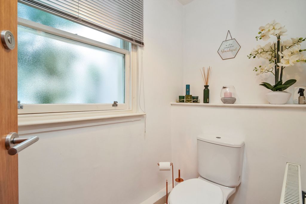 Additional image 13 of 4 bed terraced house for sale213 Main Street, Pathhead, Midlothian EH37