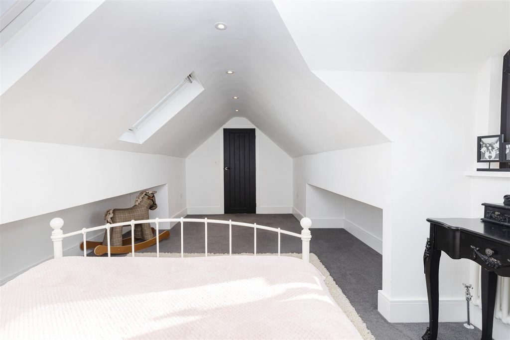 Additional image 48 of 4 bed detached house for saleOakfield Road, Birkby, Huddersfield HD2