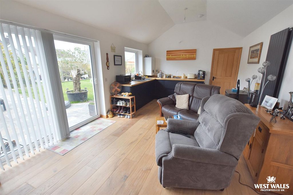 Additional image 15 of 5 bed detached house for saleCarmarthen Road, Kilgetty SA68