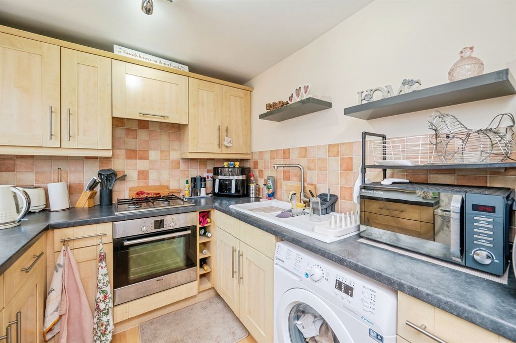 Additional image 7 of 1 bed flat for saleStourbridge Road, Kidderminster DY10
