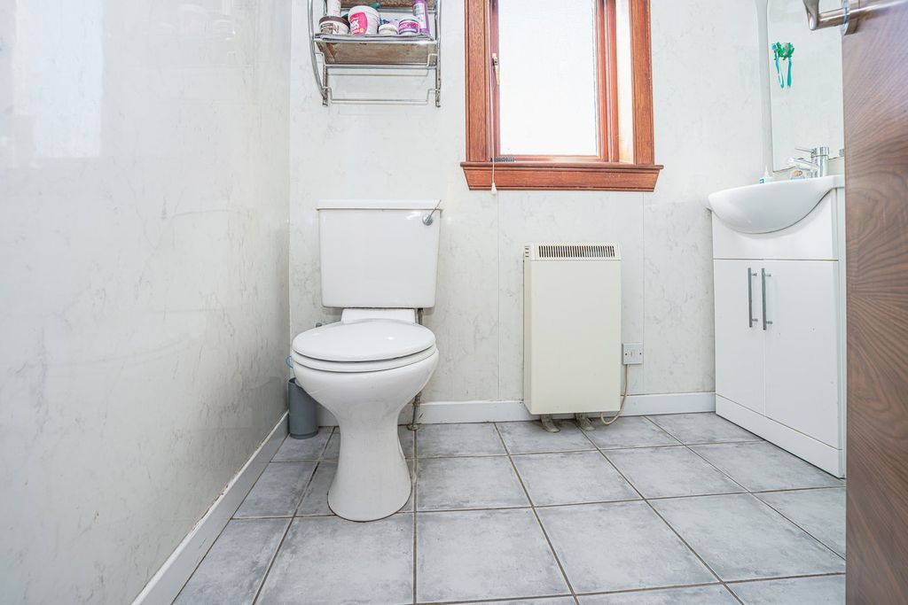 Additional image 21 of 2 bed terraced house for saleScott Place, Lochore, Lochgelly KY5