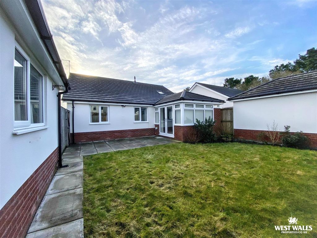 Additional image 4 of 3 bed detached bungalow for saleLlys Y Felin, Kidwelly SA17