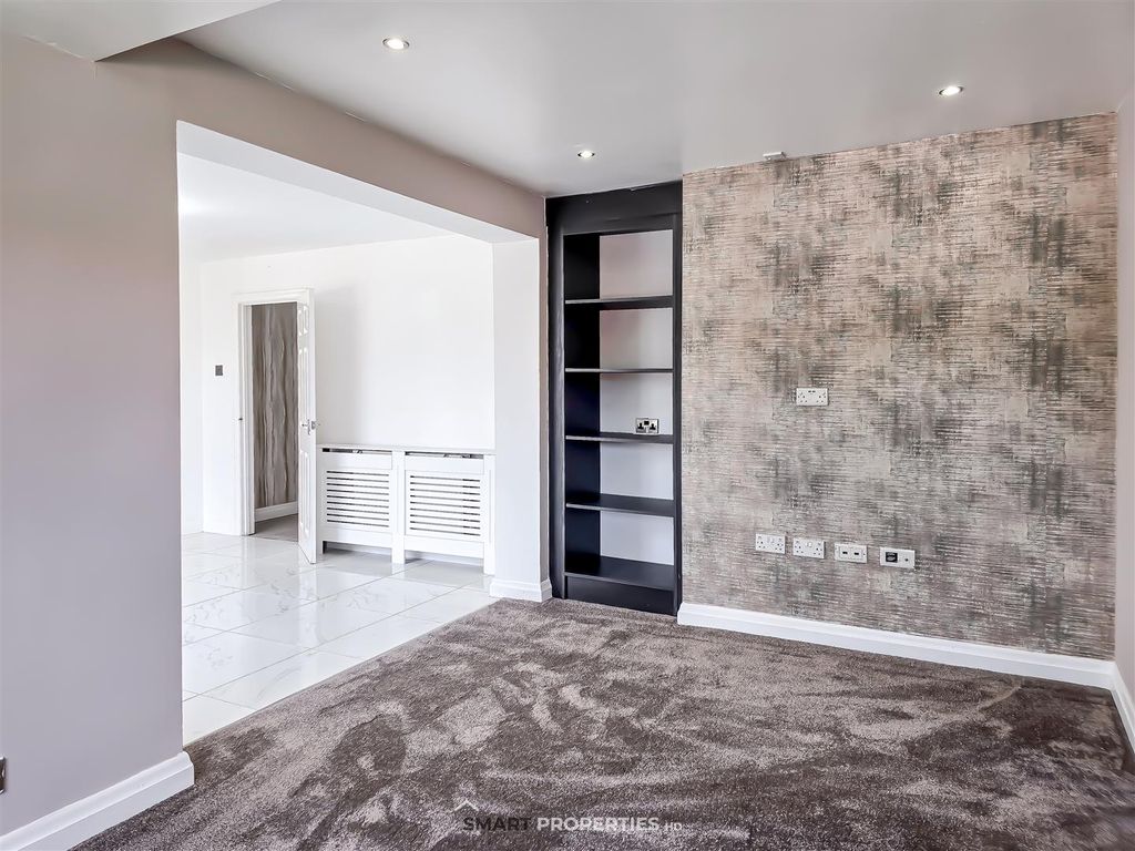 Additional image 24 of 5 bed detached house for saleGreenroyd Croft, Huddersfield HD2