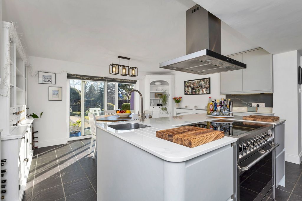 Additional image 5 of 4 bed bungalow for saleThe Lanes, Houghton, Huntingdon PE28