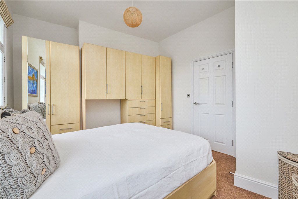 Additional image 9 of 2 bed flat for saleThe Crescent Apartments, Crescent Court, Ilkley, West Yorkshire LS29