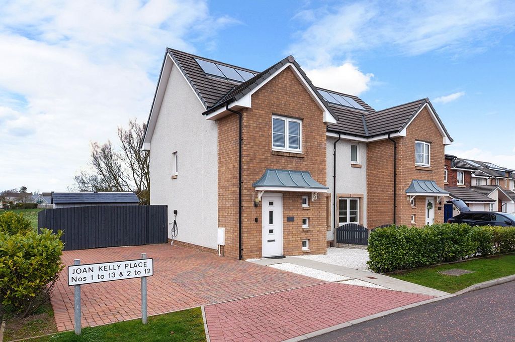 3 bed villa for saleJoan Kelly Place, Irvine KA11