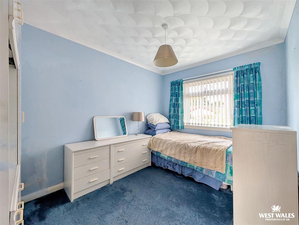 Additional image 16 of 3 bed detached bungalow for saleBanc Pendre, Kidwelly SA17