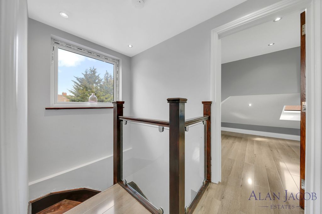Additional image 10 of 5 bed bungalow for saleJerningham Avenue, Clayhall IG5