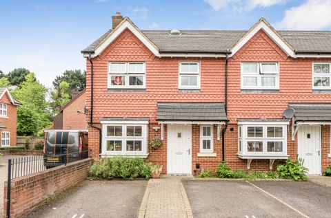 Archers Road, Banister Park, Southampton, Hampshire SO15