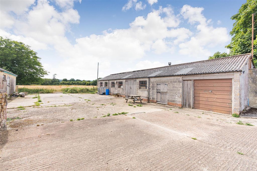 Additional image 8 of 6 bed farmhouse for saleSea, Ilminster TA19