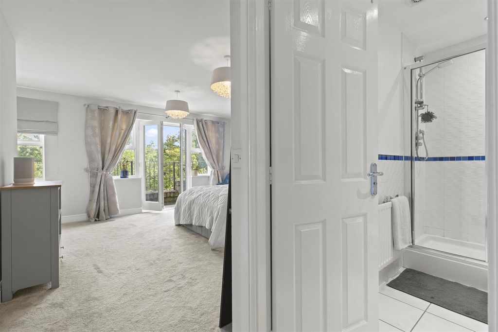 Additional image 24 of 5 bed property for saleCollege Drive, Ilkley LS29