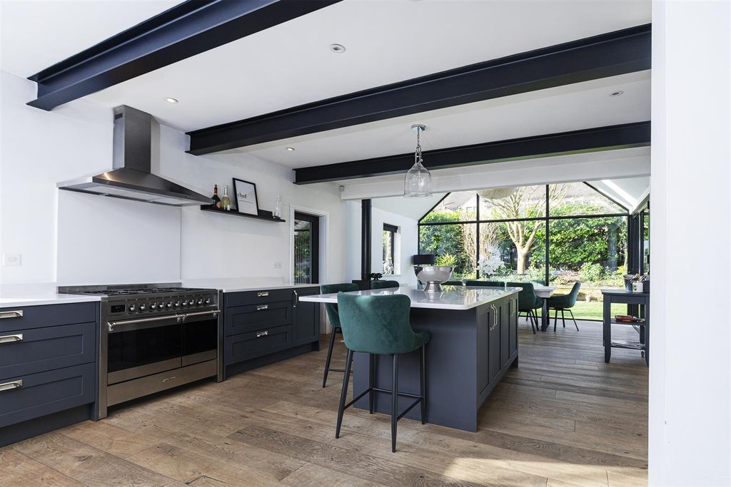 Additional image 10 of 4 bed detached house for saleOakfield Road, Birkby, Huddersfield HD2