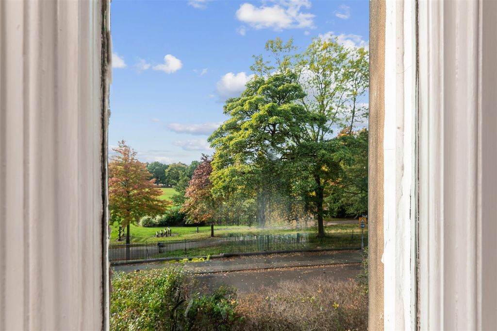 Additional image 26 of 6 bed semi-detached house for salePark Drive, Huddersfield HD1