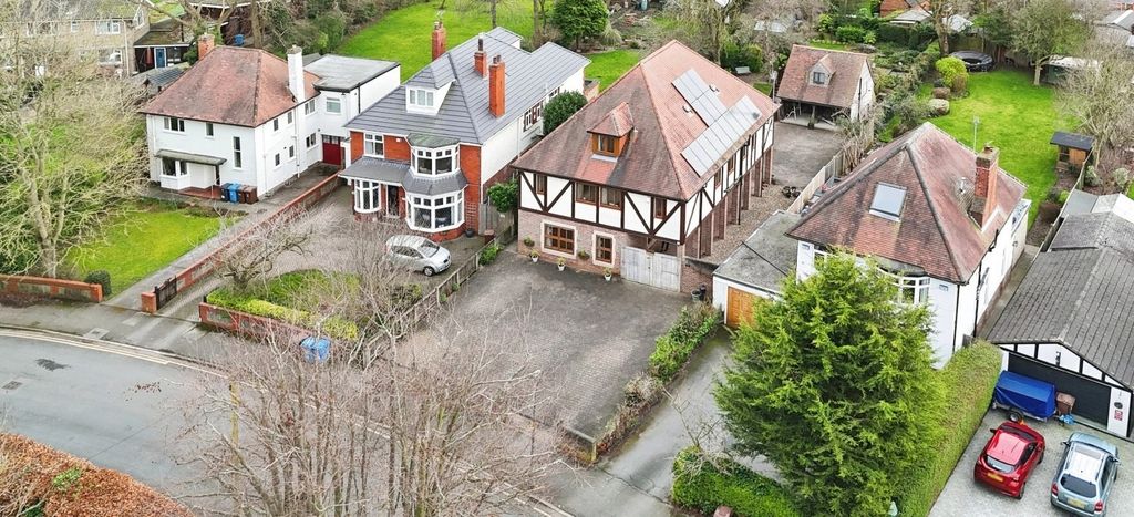 6 bed detached house for saleNewland Park, Hull HU5