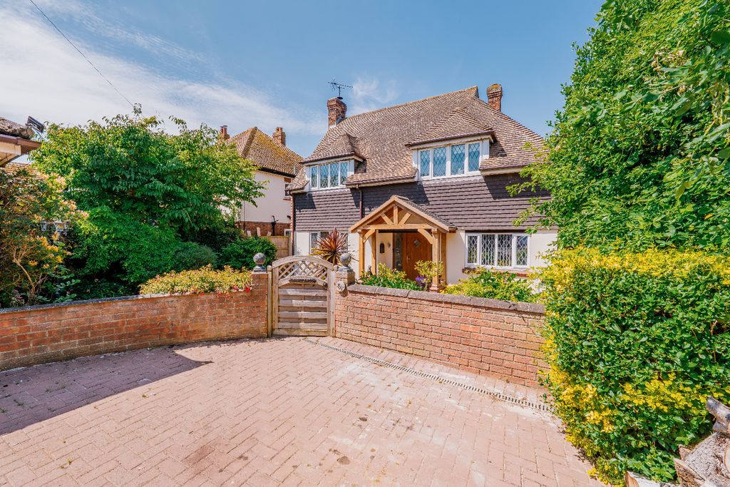 4 bed detached house for saleNorthgate, Hunstanton PE36