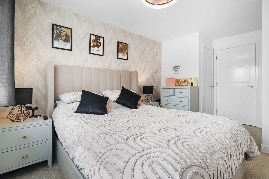 Additional image 18 of 3 bed villa for saleJoan Kelly Place, Irvine KA11