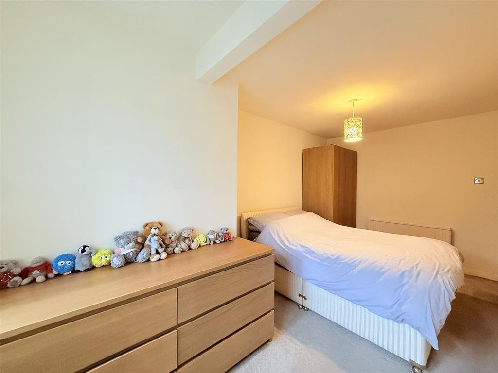 Additional image 15 of 3 bed semi-detached house for saleCharlton Avenue, Newton, Hyde SK14