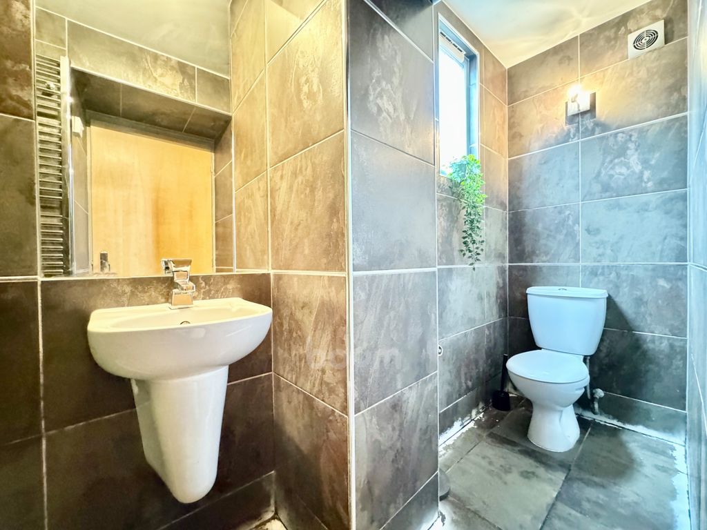 Additional image 7 of Leisure/hospitality for saleNo.19 Hair Salon, Bridge Street, Kilbirnie KA25