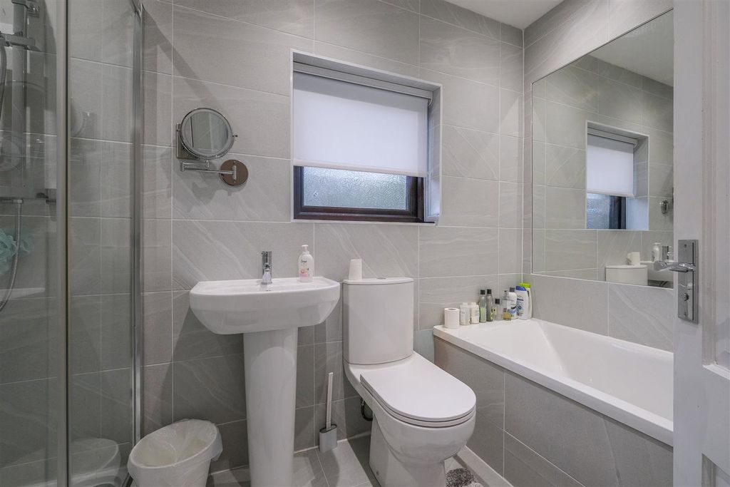 Additional image 11 of 4 bed detached house for salePrince Wood Lane, Huddersfield HD2