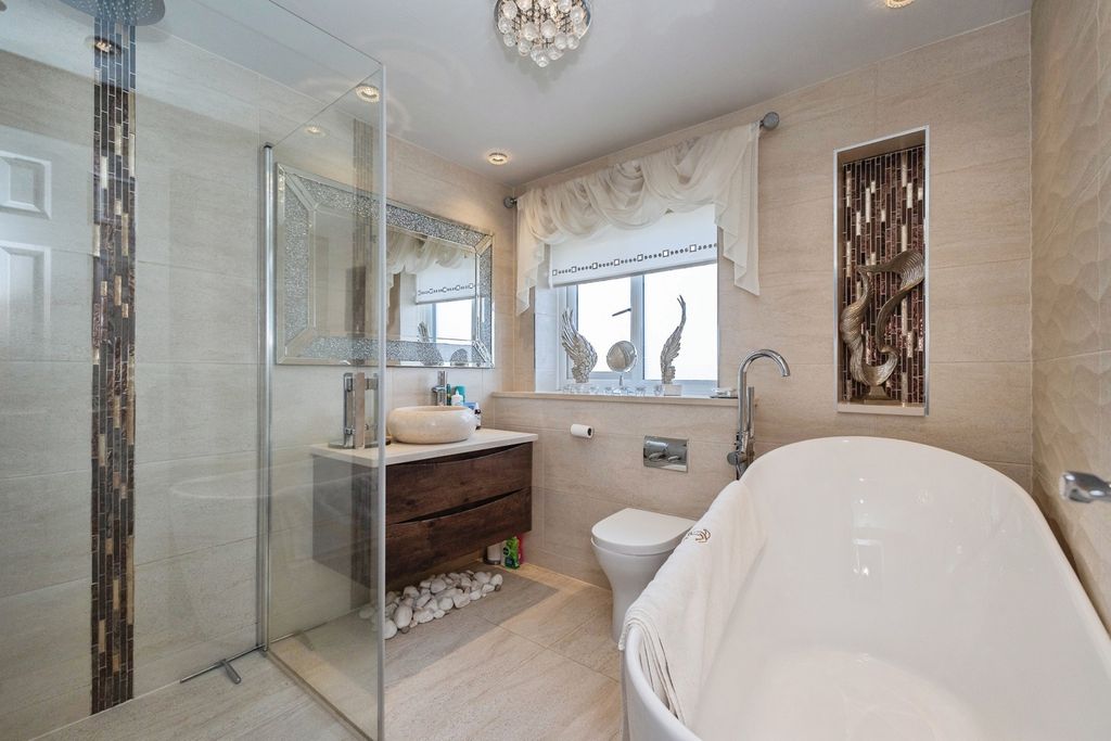 Additional image 29 of 4 bed detached house for saleWelch Road, Hyde, Greater Manchester SK14