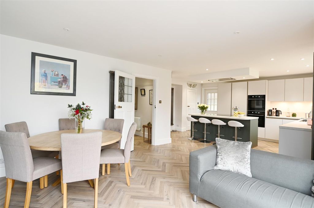 4 bed detached house for saleBelstead Road, Ipswich IP2