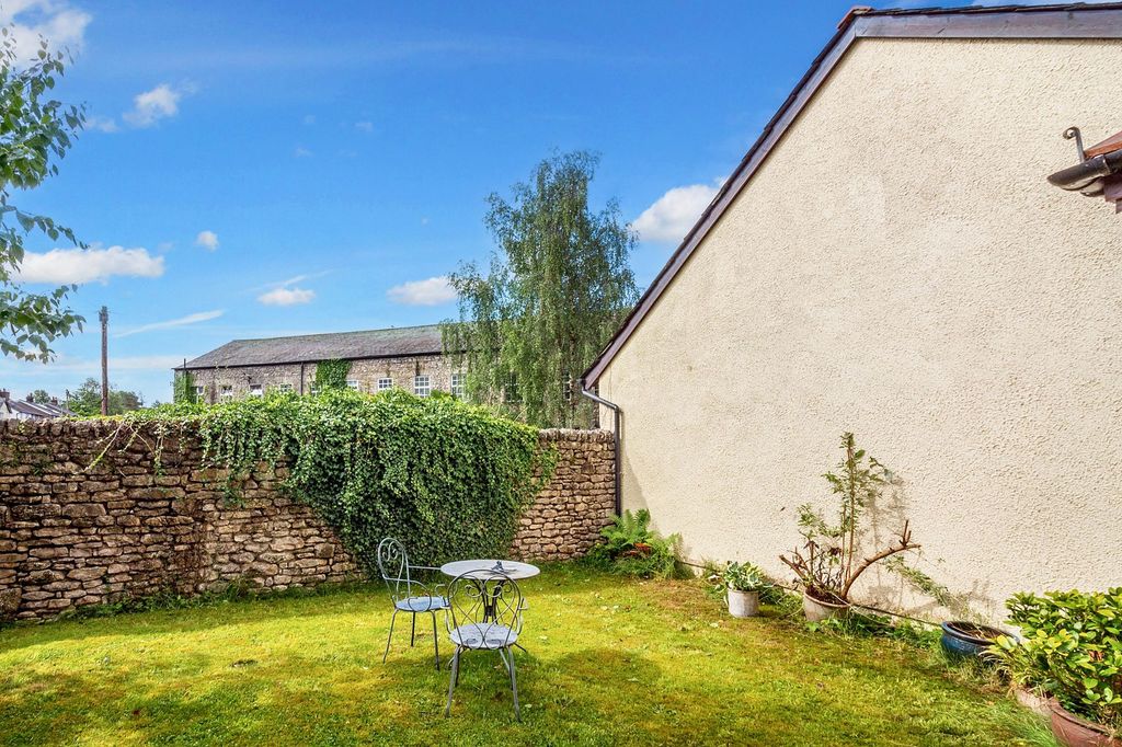 Additional image 11 of 2 bed flat for sale1 Riverdale Court, Kendal LA9