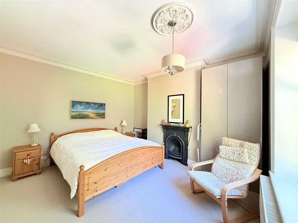 Additional image 25 of 5 bed detached house for saleGreen Lane, Gee Cross, Hyde SK14
