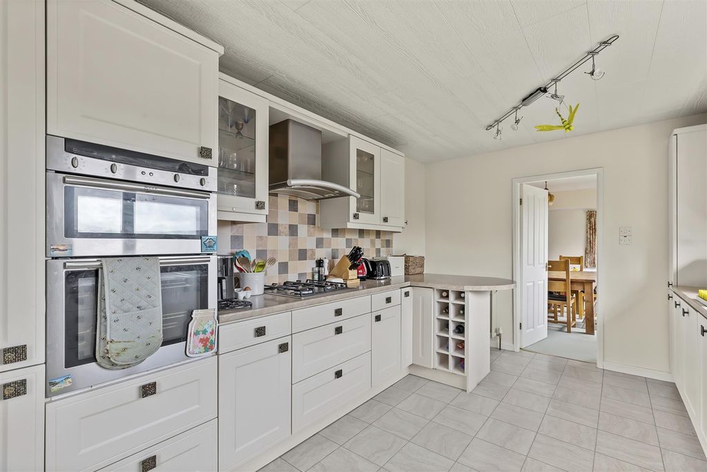 Additional image 7 of 4 bed detached house for saleWoodroyd Gardens, Ilkley LS29