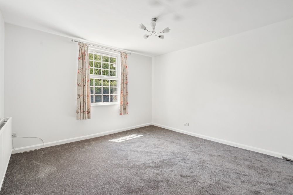 Additional image 13 of 8 bed detached house for saleSlough Road, Iver SL0