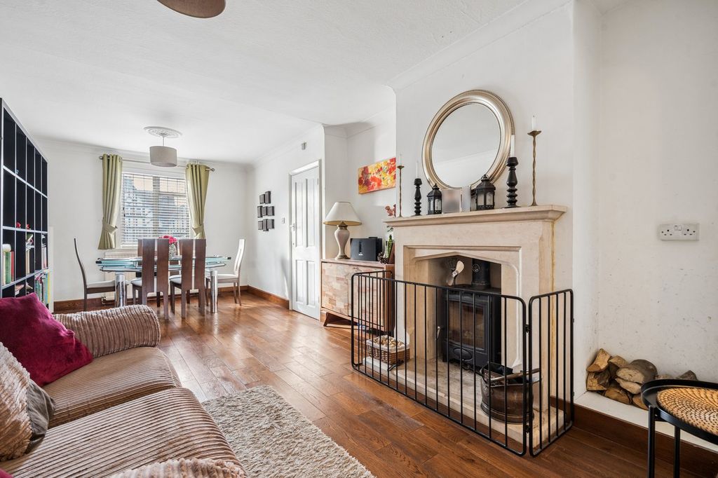 Additional image 29 of 4 bed detached house for saleWellesley Avenue, Iver SL0