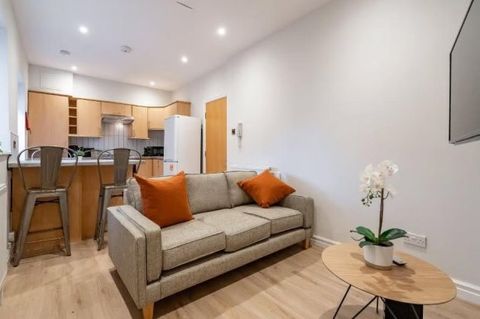 269 Jesmond Road, Newcastle, (Pseudo) England (Ua/md/Lb) NE2