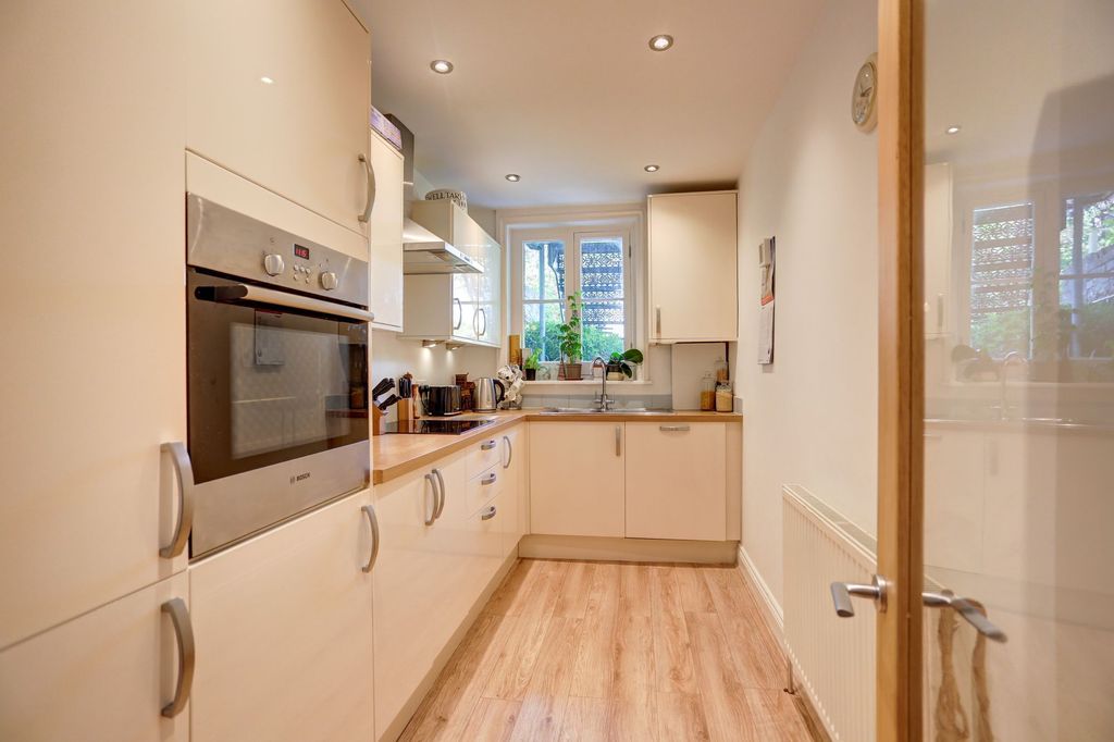 Additional image 23 of 6 bed semi-detached house for saleSelborne Road, Hove BN3