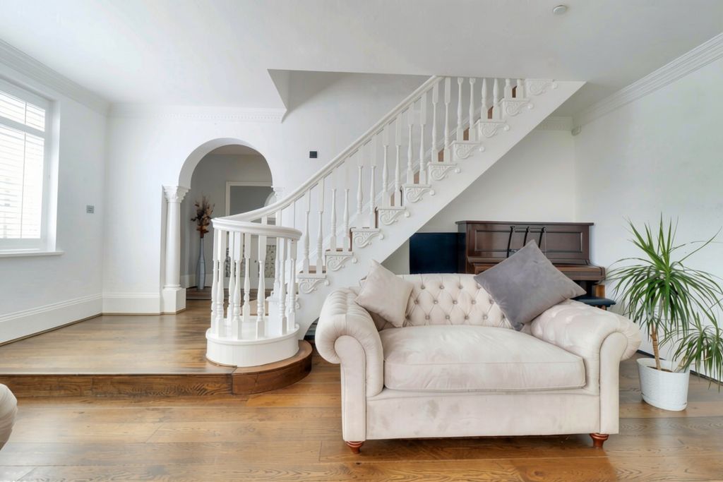 Additional image 7 of 5 bed detached house for saleVermont Road, Ipswich IP4