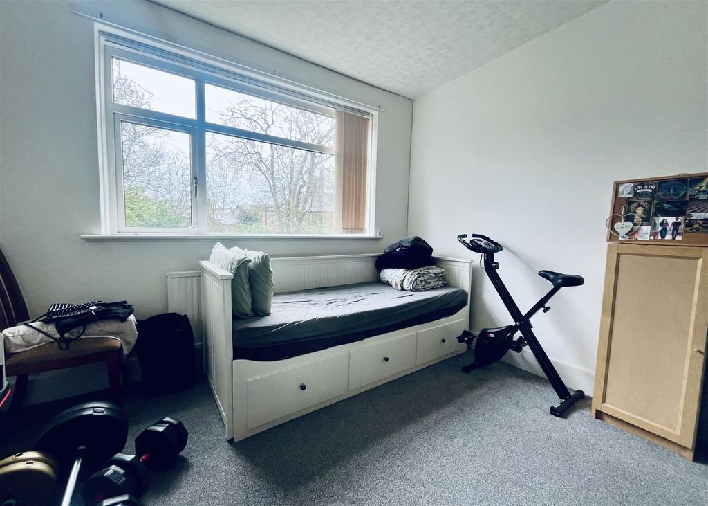 Additional image 13 of 2 bed flat for saleVernon Avenue, Huddersfield HD1