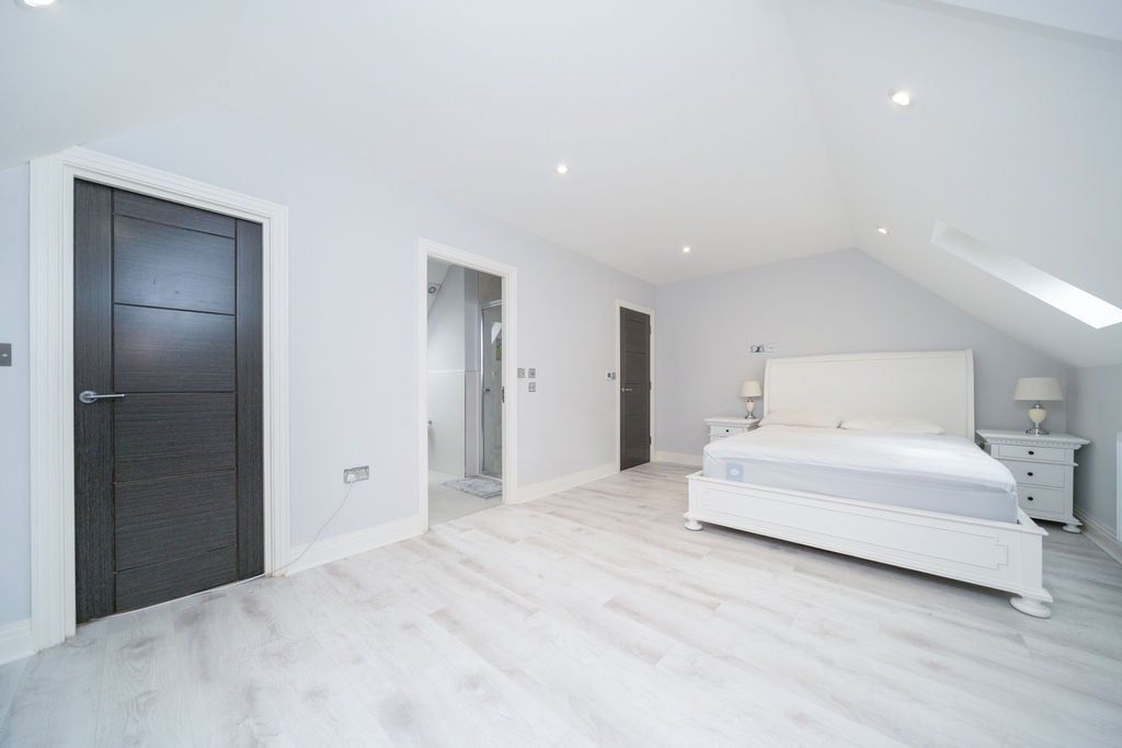 Additional image 7 of 6 bed detached house for saleNorthumberland Walk, Richings Park SL0