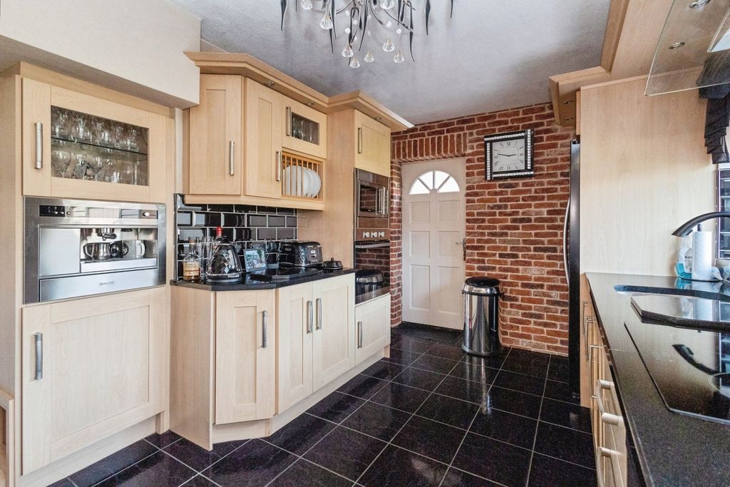 Additional image 16 of 4 bed detached house for saleWelch Road, Hyde, Greater Manchester SK14