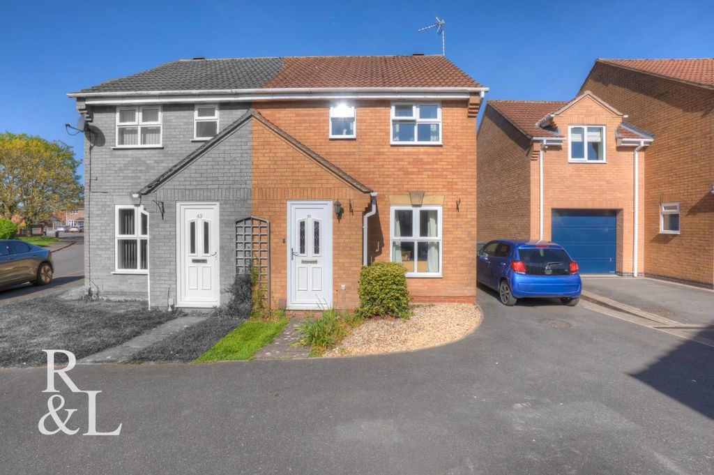 3 bed semi-detached house for saleThorndale, Ibstock LE67