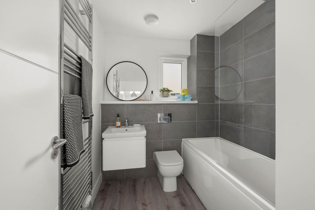 Additional image 12 of 2 bed flat for sale66A Loughborough Road, Kirkcaldy KY1
