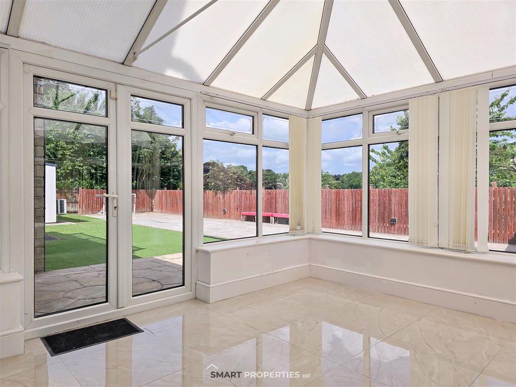 Additional image 19 of 5 bed detached house for saleGreenroyd Croft, Huddersfield HD2
