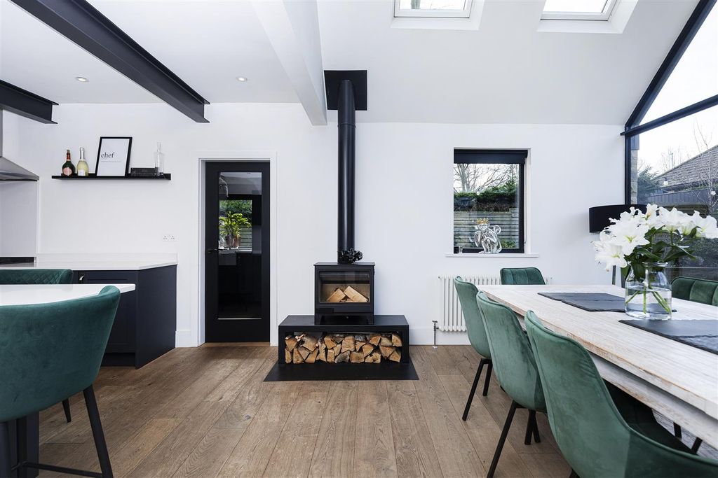 Additional image 12 of 4 bed detached house for saleOakfield Road, Birkby, Huddersfield HD2