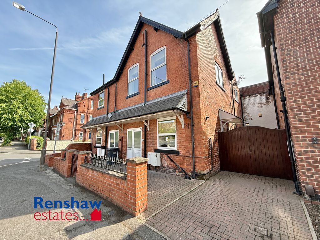 2 bed semi-detached house for salePark Drive, Ilkeston, Derbyshire DE7
