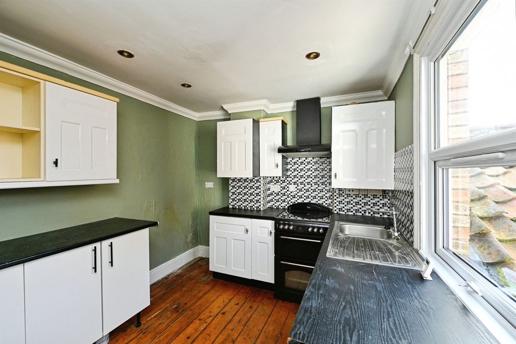 Additional image 3 of 3 bed flat for saleNorfolk Street, King's Lynn PE30