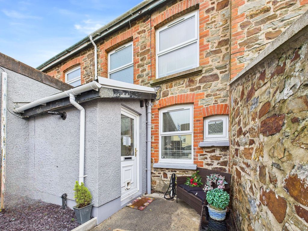 2 bed terraced house for saleNewton Terrace, Kilgetty SA68