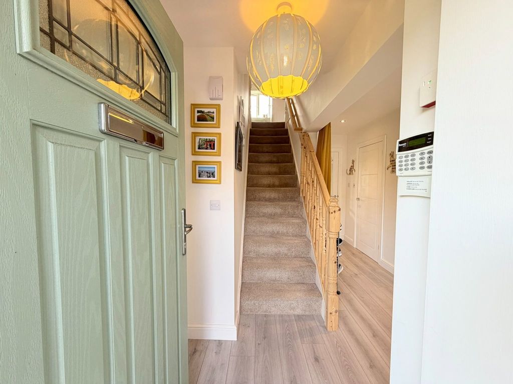 Additional image 3 of 4 bed detached house for saleRowan Crescent, Hyde SK14
