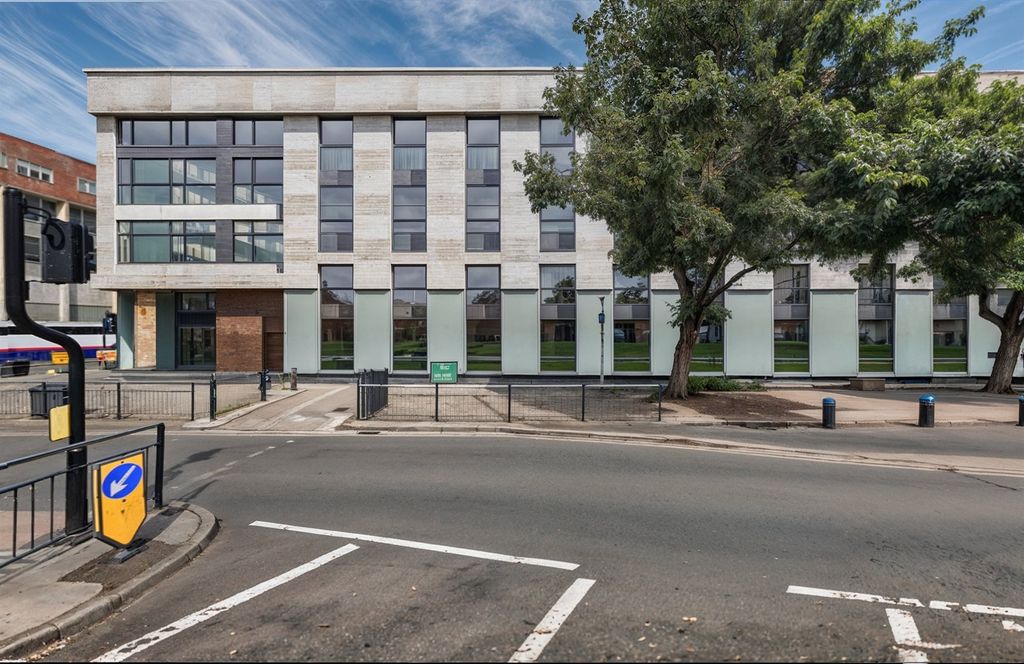 2 bed flat for saleGeorge Street, Hull HU1